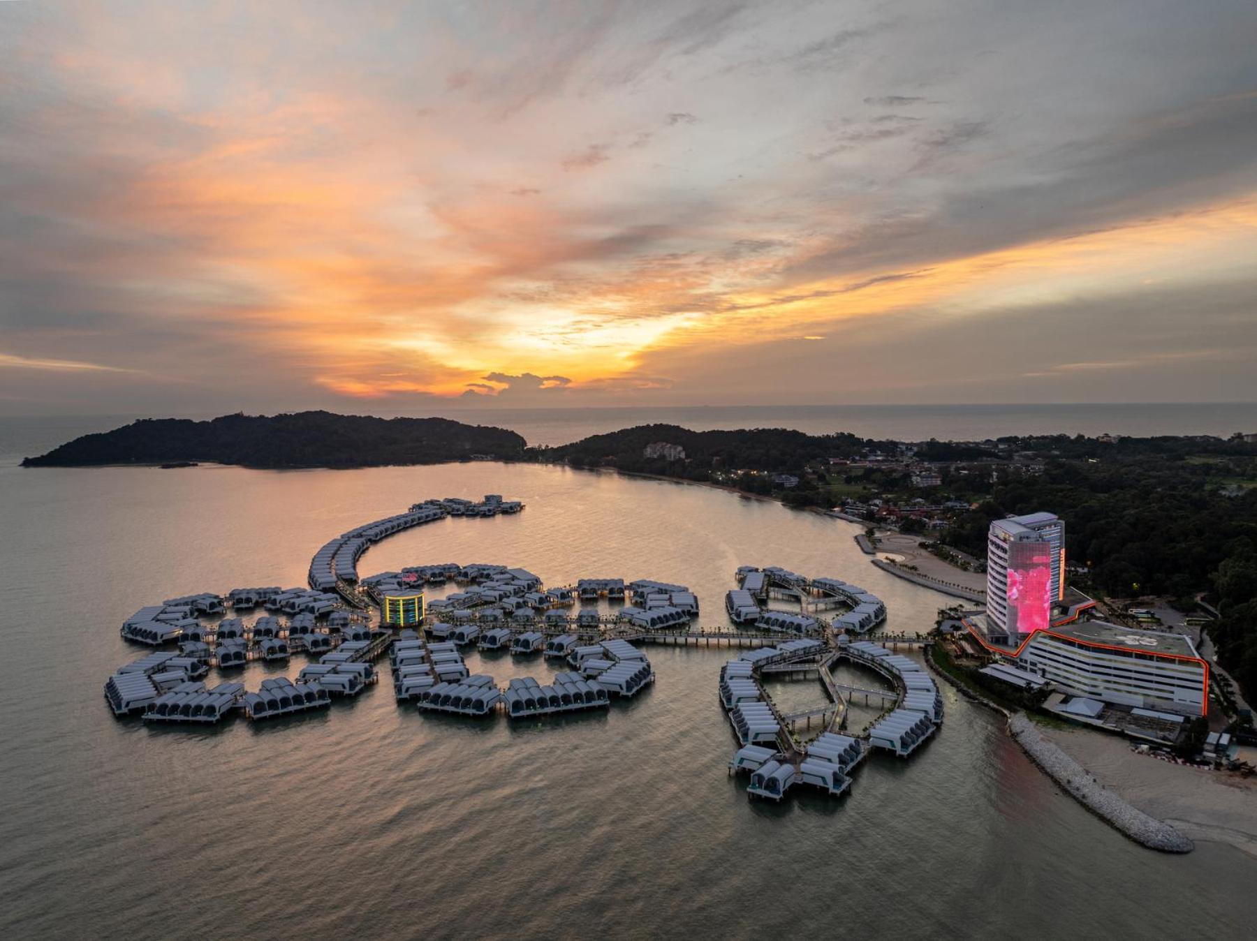 Lexis Hibiscus Port Dickson Hotel Exterior photo