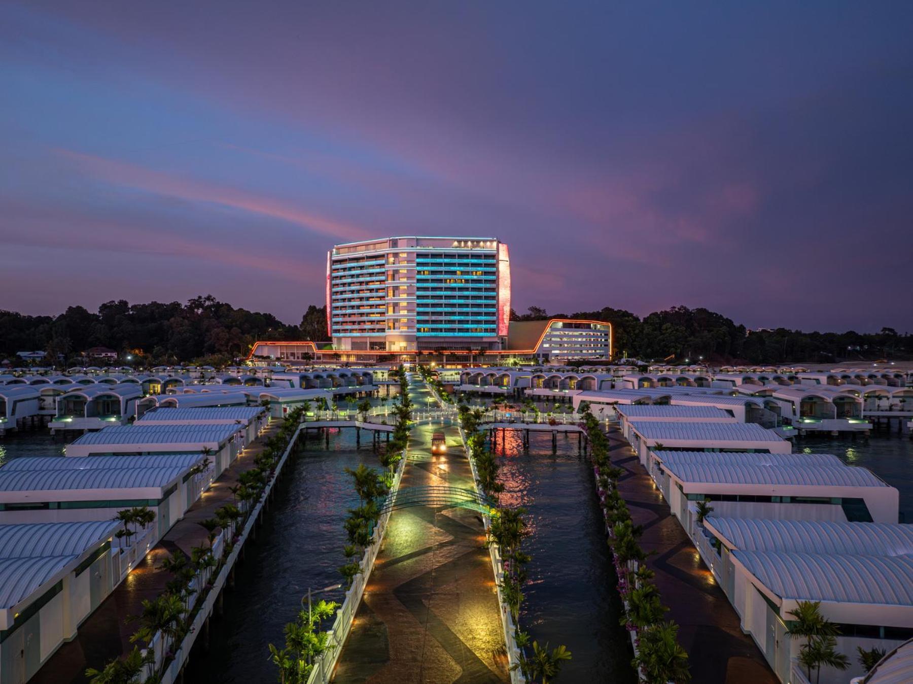 Lexis Hibiscus Port Dickson Hotel Exterior photo